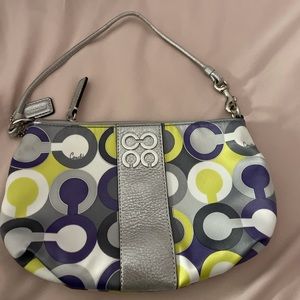 Vintage early 2000’s coach purse